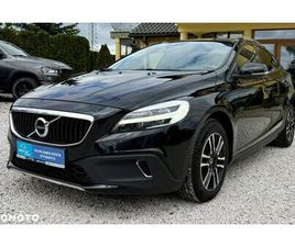 VOLVO V40 CROSS COUNTRY D3 DRIVE-E MOMENTUM