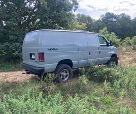 2005 FORD E-350 V10 QUIGLEY. 4X4 VAN