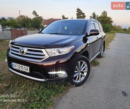 TOYOTA HIGHLANDER 2011
