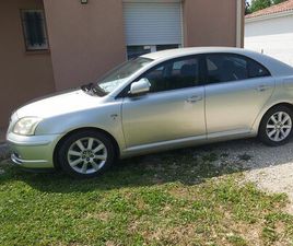 TOYOTA A VENDRE