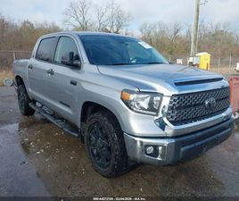 TOYOTA TUNDRA 5.7L SR5