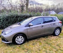 TOYOTA AURIS 1,33 ( 2016) SALON POLSKA CYBINKA • OLX.PL