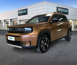 FIAT GRANDE PANDA HYBRID LA PRIMA