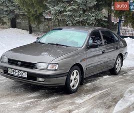 TOYOTA CARINA E 1994