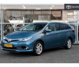 TOYOTA AURIS 1.8 HYBRID DYNAMIC GO — TOYOTA — MARKTPLAATS