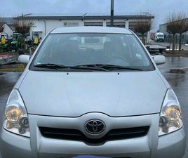 TOYOTA COROLLA VERSO TOYOTA COROLLA VERSO 1.8 MOTOR MIT WENIG KILOMETER + ERSTE HAND