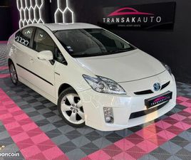 TOYOTA PRIUS DYNAMIC 136 CH ~ 1ÈRE MAIN ~ AFFICHAGE TÊTE HAUTE ~ CLIMATISATION AUTO ~ RÉGULATEUR DE VITESSE