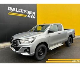 TOYOTA HILUX DOUBLE CABINE TOYOTA HILUX 2.4 150 X-TRA LEGENDE