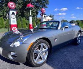 2006 PONTIAC SOLSTICE 5 SPEED CLEAN CARFAX ONLY 16,000 MILES LIKE NEW