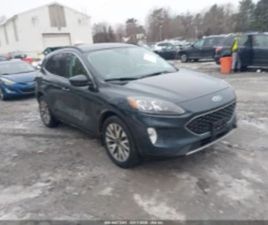 FORD ESCAPE TITANIUM ≫ 2022 • 12 480 EUR • ID