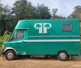 MERCEDES TN CAMION CHEVAUX (BÉTAILLÈRE) MERCEDES