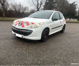 PEUGEOT 206+ SOCIETE PEUGEOT 206+ 1.4HDI 70CV 1ÈRE MAIN 2 PLACES CLIM