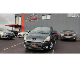 PEUGEOT 5008 1.6 HDI 112 CV / PREMIUM