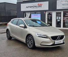 VOLVO V40 T3 VOLVO V40 T3 2.0 152 CV BUSINESS ( SIÈGES + PARE BRISE CHAUFFANTS - LECTEUR CD ...)