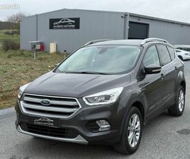 FORD KUGA 1.5 TDCI 120CH / FINITION: TITANIUM / ATTELAGE REMORQUE / RADARS AIDE AU STATIONNEMENT / 4 VITRES ÉLECTRIQUES / GPS / JANTES ALU 17