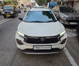 TOYOTA URBAN CRUISER