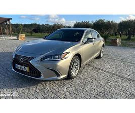 LEXUS ES ES 300H LEXUS ES 300H EXECUTIVE+
