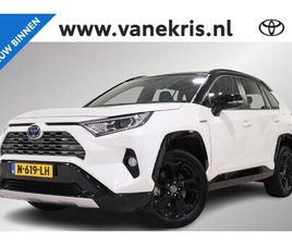 TOYOTA RAV4 2.5 HYBRID AWD BI-TONE, STUUR & STOEL EN VOORRUITVERWARMING, CAMERA, APPLE CARPLAY / ANDROID AUTO!
