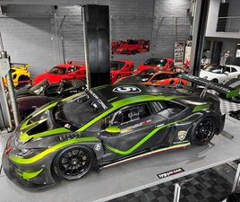 LAMBORGHINI HURACAN GT3 EVO - GROS LOT DE BORD - TVA