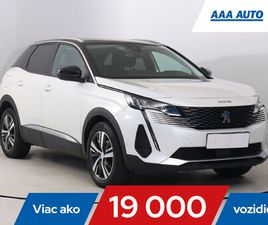PEUGEOT 3008 PEUGEOT 3008 1.2 PURETECHALLURE, SR,2.MAJ, SERV.KNIHA