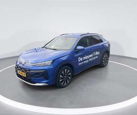 VOLKSWAGEN T-ROC VOLKSWAGEN T-ROC 1.5 ETSI LIFE FIRST EDITION 7 VERSN. DSG · COMFORT PAKKET · ACHTERUITRIJCAMERA · DRAADLOZE TELEFOONLADER