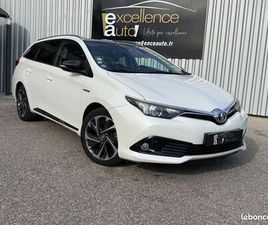 TOYOTA AURIS TOURING SPORTS HSD 136H SALOMON