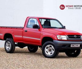 TOYOTA HILUX 2.5 250 EX 2DR