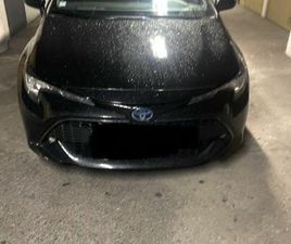 COROLLA TOURING SPORT EN TRÈS BON ÉTAT