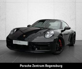 PORSCHE 911 CARRERA 4 GTS