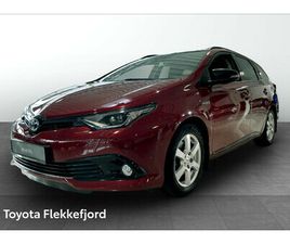 TOYOTA AURIS TOURING SPORTS 2018 TOYOTA AURIS TOURING SPORTS 1,8 HYBRID BLACK EDITION