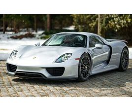 2015 PORSCHE 918 SPYDER