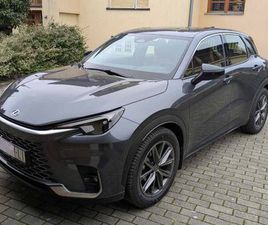 LEXUS LBX HEV HYBRID/CAM360/ HED UP/3005 KM/ 5MJ.STAR /UŠTEDA 4800 €, 2025 GOD.