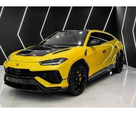 LAMBORGHINI URUS PERFORMANTE LAMBORGHINI URUS 4.0T V8 PERFORMANTE ARKAPOVIC EXHAUST, CARBON FIBER PACKAGE, LAMBORGHINI WARR + SERV!