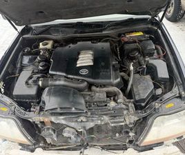 TOYOTA CROWN MAJESTA