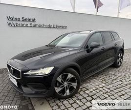 VOLVO V60 CROSS COUNTRY