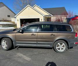 2014 VOLVO XC70. T6 AWD PLATINUM