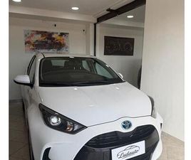 TOYOTA YARIS TOYOTA YARIS 1.5 HYBRID 5 PORTE ACTIVE