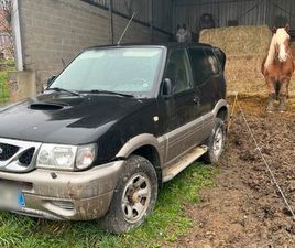 VENDS NISSAN TERRANO 2,7 L