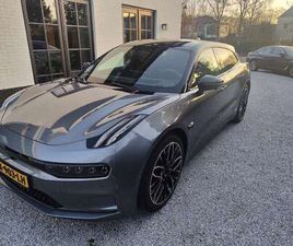 100KWH AWD PRIVILEGE MET EXTRA SET VELGEN