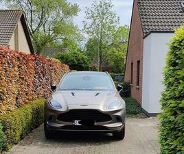 ASTON MARTIN DBX