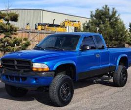 99 DODGE DAKOTA V6 4X4 - LOW MILES