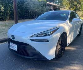 2022 TOYOTA MIRAI XLE ( VERY CLEAN)