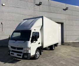 VÉHICULE COMMERCIAL MITSUBISHI CANTER