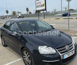 VOLKSWAGEN JETTA 1.9 TDI TRENDLINE