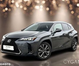 LEXUS UX 300H F SPORT DESIGN
