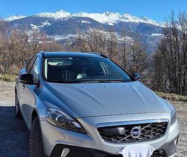 VOLVO V40 CROSS COUNTRY T5 VOLVO V40 CC 2.5 LT T5 TURBO SUMMUM AWD CANTON VALAIS