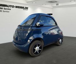 SERIES ''DIE NEUGEBURT EINER IKONE'' L7E