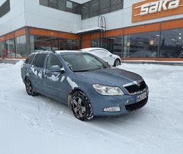 SKODA OCTAVIA COMBI SKODA OCTAVIA COMBI 1,8 TSI ELEGANCE DSG AUTOM. ** JUURI TULLUT! / SUOMI-AUTO / KOUKKU / LOHKO- JA SISÄTILANLÄMMITIN / P.TUTKA / VAKKARI / XENON **