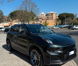 LYNK&CO 01 NERA PLUG-IN