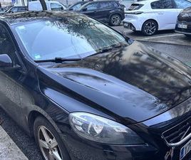 VOLVO V40 D2